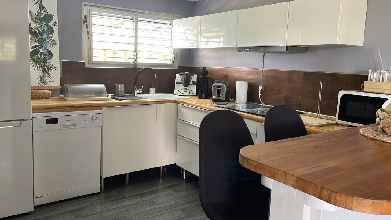 Appartement Vue Mer, Case Pilote Luaran gambar
